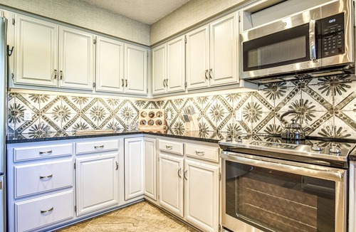 Hot Springs Village House | Adventure Awaits: Boating, Swimming, Fishing, Hiking, Golf, Kayaking!nnnn