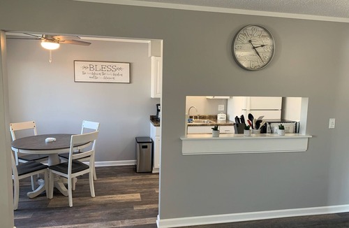 Holly Apartment | Adventure Acres- Suite C2