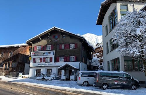 Klosters Platz Hostel | Adventure Hostel