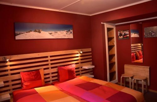 Klosters Platz Hostel | Adventure Hostel