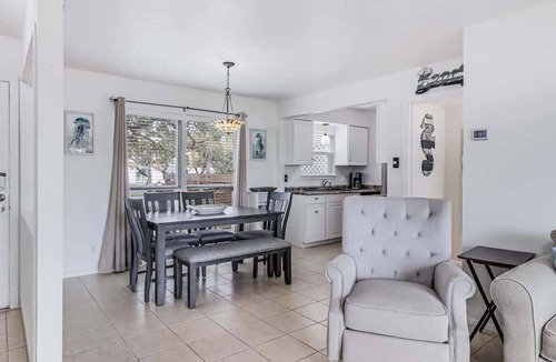 Sailhouse Apartment | Adventure House