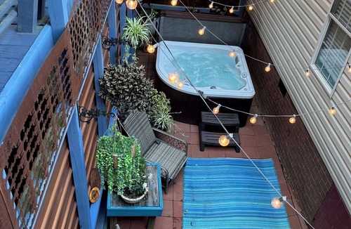 Asheville House | Adventure Launchpad or Cosy Resting Space
