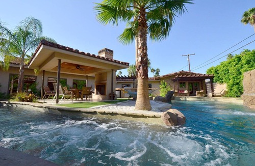 Warm Sands Villa | ADVENTURE! POOL with a LAZY RIVER! SLIDE & SWIM UP BAR.