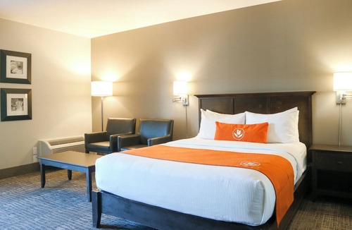 Sussex Hotel | Adventure-Ready Haven | Near Nature Trails, Mountains & Coastal Wonders