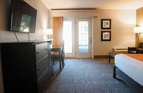 Sussex Hotel | Adventure-Ready Haven | Near Nature Trails, Mountains & Coastal Wonders