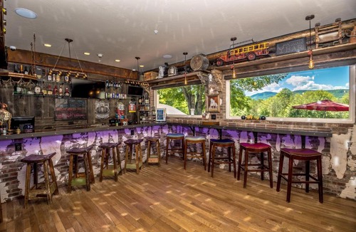 North Conway Hotel | Adventure Suites