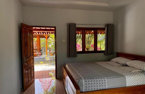 Sarongan House | Adventure Turtle Homestay Meru Betiri
