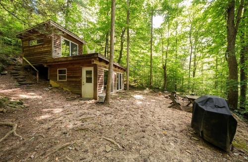 Stanton Cabin | Adventurers Only! -Off the Grid- retrea in the woods