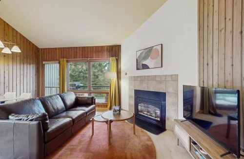 Century West Apartment | Adventures in Mount Bachelor #241