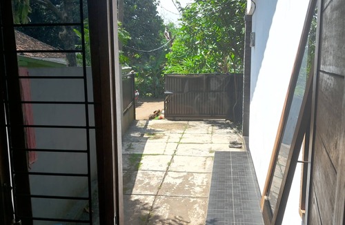 Bumi Serpong Damai House | Adventures jungle & lake home