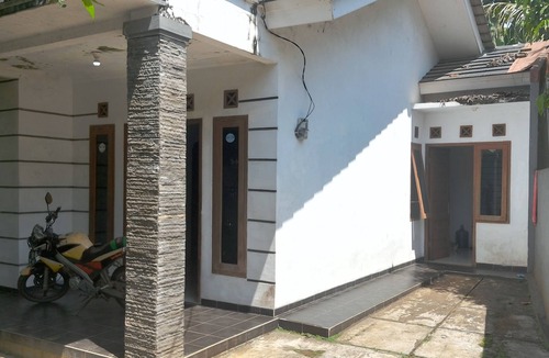 Bumi Serpong Damai House | Adventures jungle & lake home