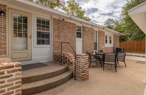 Flower Mound House | Adventurous Getaway! By the Lake