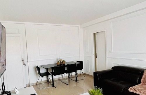 Boissy-Saint-Leger Apartment | Advert deactivated, do not book! Announce desactivated. Don't book !