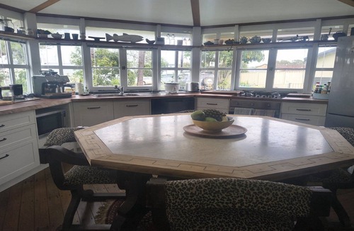 Old Bar House | AE-URANA HOUSE, TOP NOTCH