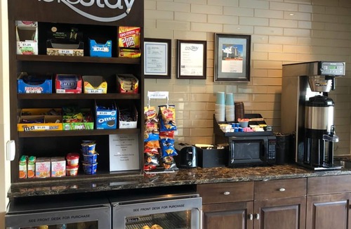 Sioux Falls Hotel | AeroStay Hotel