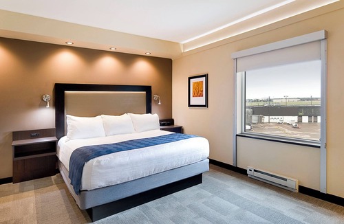 Sioux Falls Hotel | AeroStay Hotel