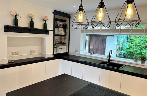 Menai Bridge Cottage | Afallon