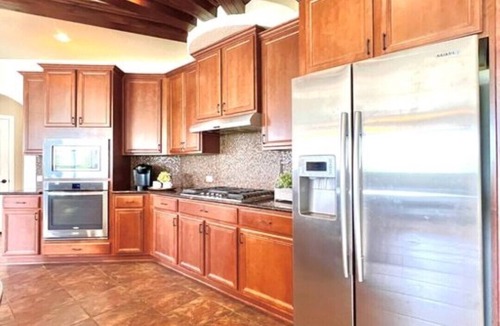 Medina Valley House | AFB Graduation Guests House Modern with Media room