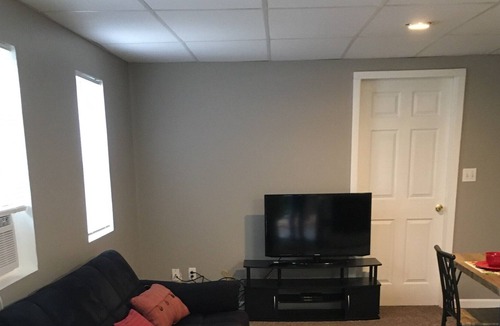 Hutchinson Apartment | AFFORDABLE 1Bd/1Ba Apt C