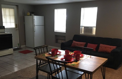 Hutchinson Apartment | AFFORDABLE 1Bd/1Ba Apt C