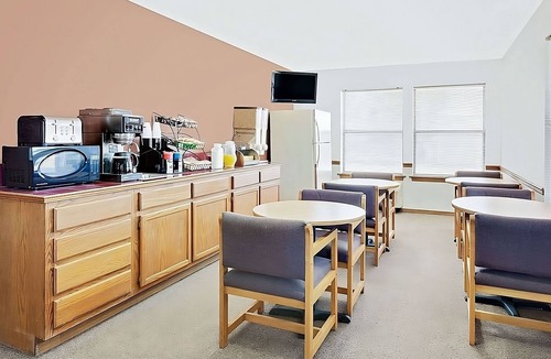 Muskogee Hotel | Affordable Accommodation in Knights Inn Muskogee! 4 Comfortable Units