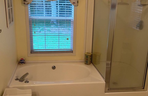 Deltaville House | Affordable and Comfortable!