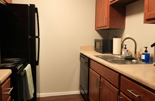 Austin Apartment | Affordable Austin Stay. No-Frills Apartment for Short-Term Visits