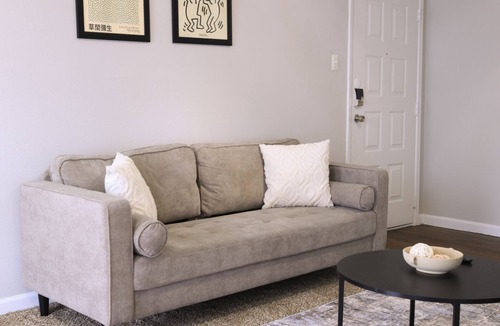 Austin Apartment | Affordable Austin Stay. No-Frills Apartment for Short-Term Visits