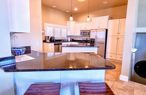 Gulf Lagoon Beach House | AFFORDABLE BEACHSIDE VILLA for Large Families- POOL 7BR 4BA GULF VIEWS SLEEPS 23