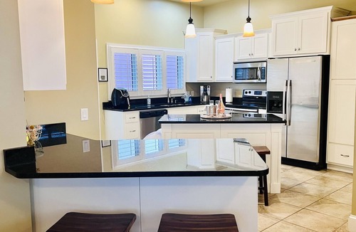 Gulf Lagoon Beach House | AFFORDABLE BEACHSIDE VILLA for Large Families- POOL 7BR 4BA GULF VIEWS SLEEPS 23