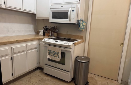 Tracy Apartment | Affordable Family-friendly, 2BR, 1Bth & full-kitchen apartment in peaceful Tracy