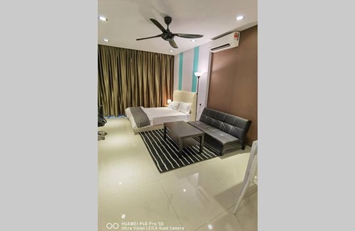 Johor Bahru Apartment | Affordable home in JOHOR BAHRU . High end, high security, Greenery environment Studio Central Park near angsana