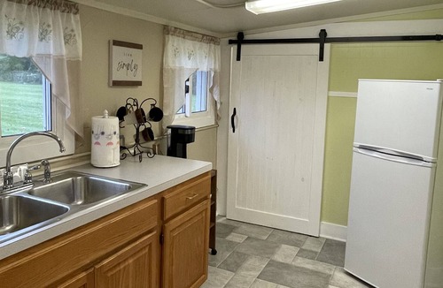 Durhamville House | Affordable house is a great alternative to a hotel.