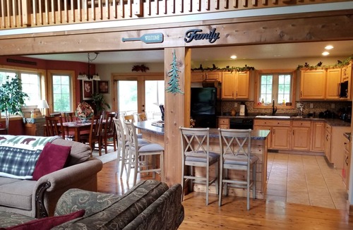 Black River Falls House | Affordable luxury on a budget