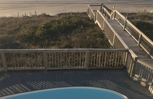 Emerald Isle House | Affordable Oceanfront w/Private Pool!