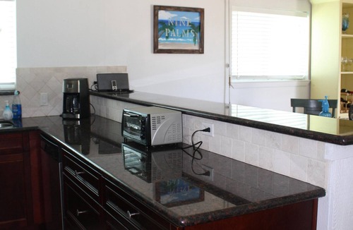 Galveston House | Affordable, Pet friendly, ocean views!