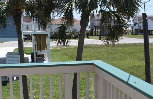 Galveston House | Affordable, Pet friendly, ocean views!