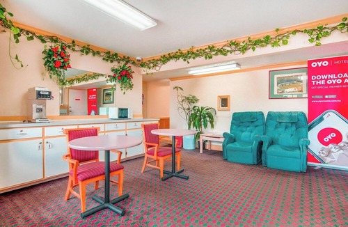 Durham Hotel | Affordable Retreat w/Private Bath + Free Parking Near Downtown Durham