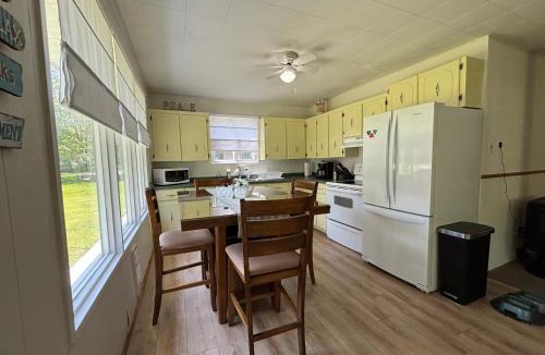 Sauble Beach House | Affordable Sauble Beach Getaway