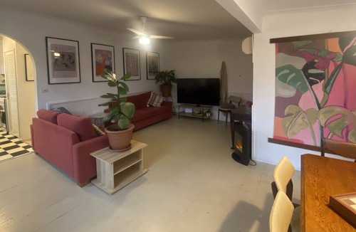 Hastings House | Affordable Seaside Comfort!