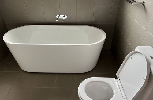 Box Hill House | Affordable Semi Rural Stay