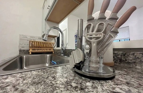 Rotterdam Apartment | Affordable Stay Near Proctors-A6