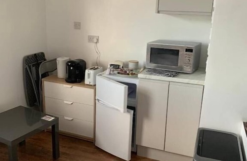 Coventry House | Affordable Suites