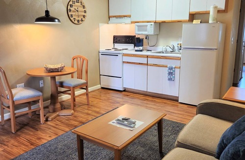 Lynchburg Hotel | Affordable Suites of America Lynchburg