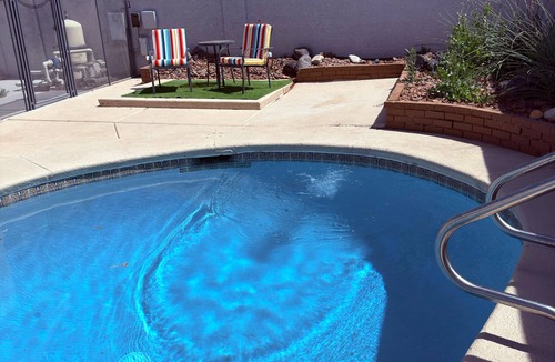 Green Valley North House | Affordable VILLA ROSA, 18mins driving to Vegas BLVD.