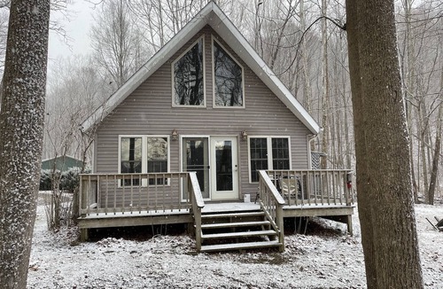 Ray Ski Chalet | AFRAME CABIN SURROUNDED BY NATURE!
