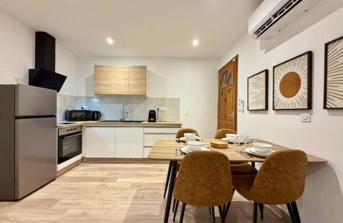 Bourgoin-Jallieu Apartment | Afrodite, Proche centre, Wifi