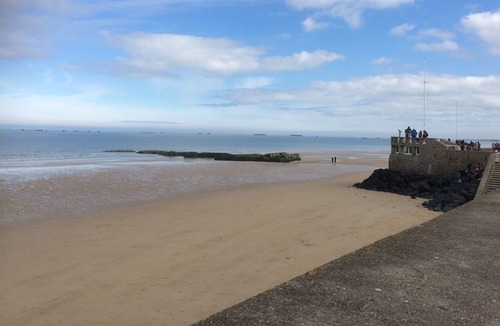 Arromanches-les-Bains Apartment | After DDay classification *** Stars by approved organization