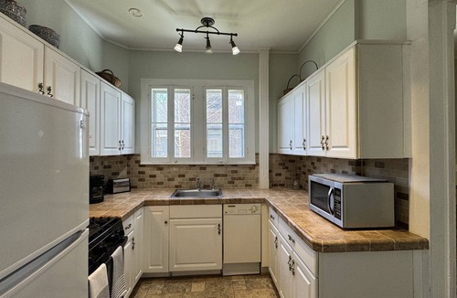 Oneonta Apartment | After the Game 1st floor apt near ASV