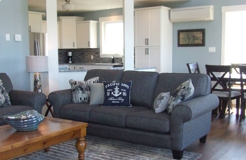 West Covehead House | Afterglow Cottage - Waterview & Just 5 min to Nat'l Park Beaches!